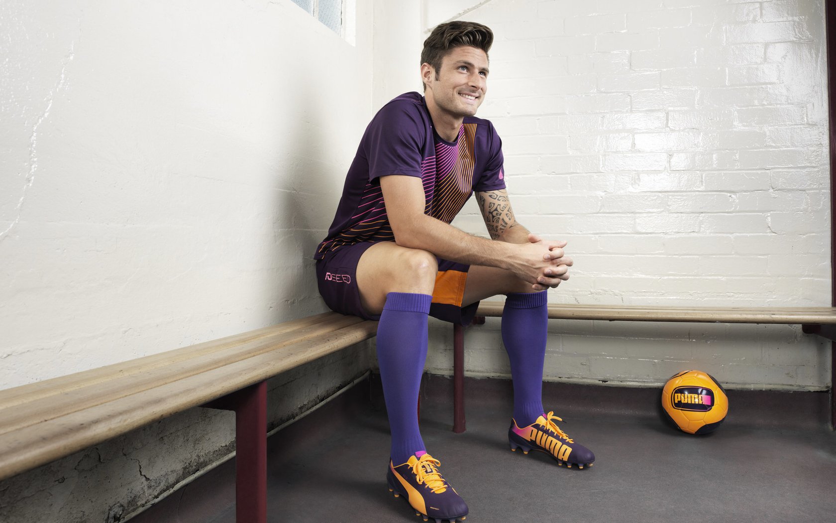 冰岛教练达古尔·西格尔德松执教克罗地亚队取得成功